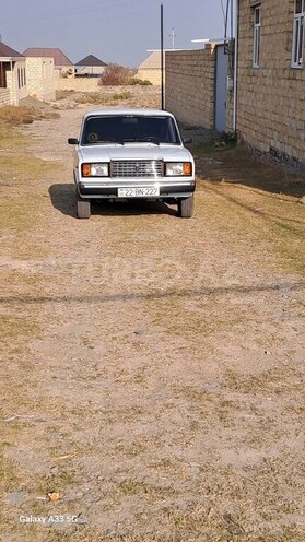 LADA (VAZ) 2107-1