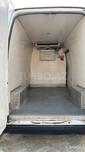 Ford Transit-6