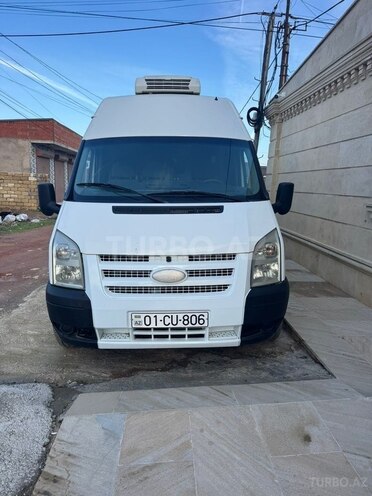 Ford Transit-1