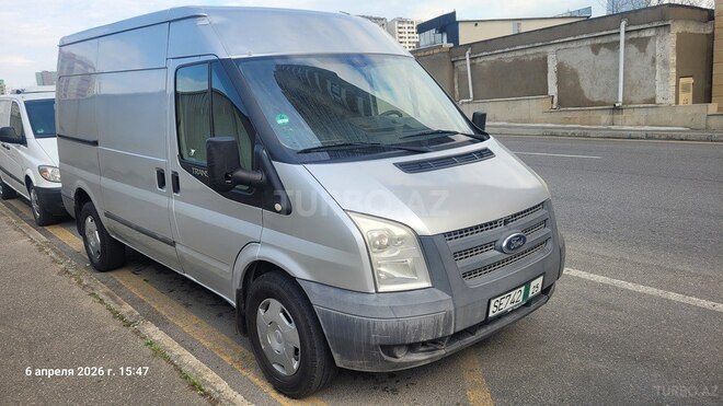 Ford Transit-1