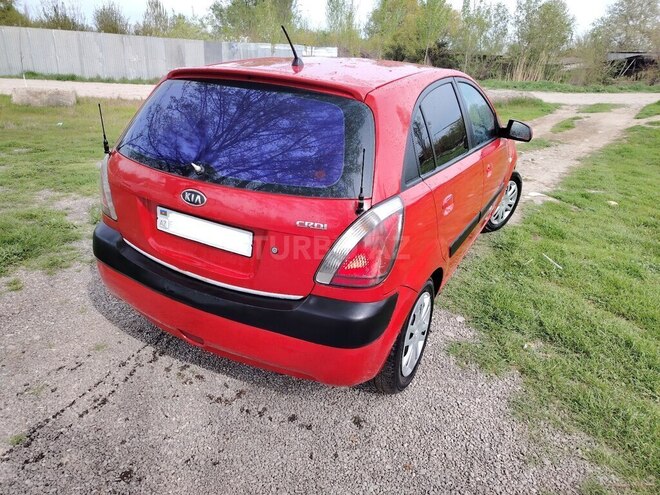 Kia Rio-10