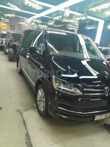Volkswagen Multivan-2