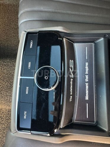 Kia K8-16