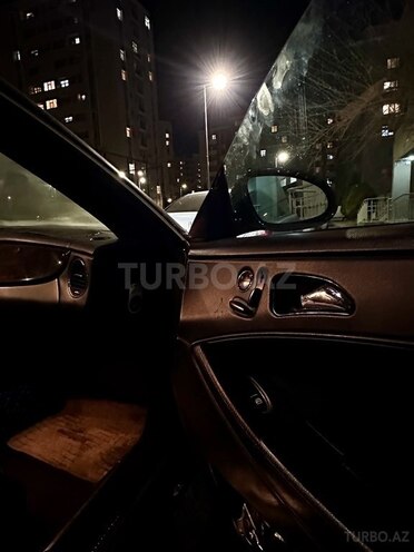 Mercedes CLS 350-10