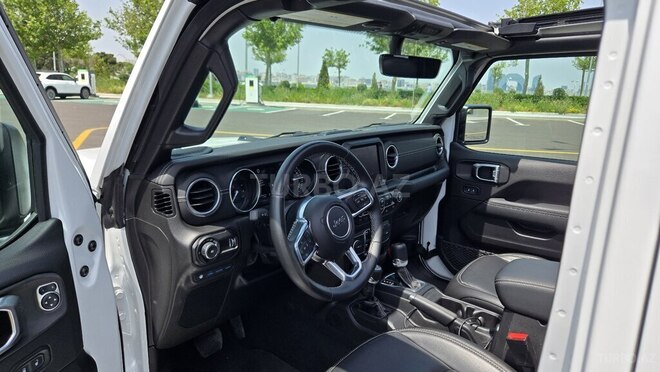 Jeep Wrangler-8