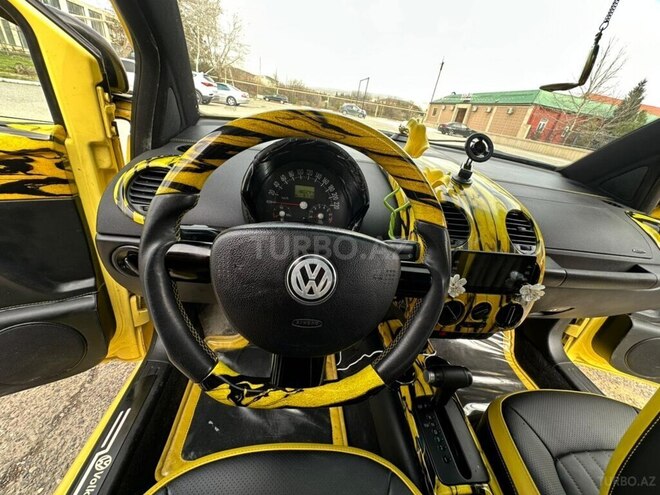 Volkswagen Beetle-4