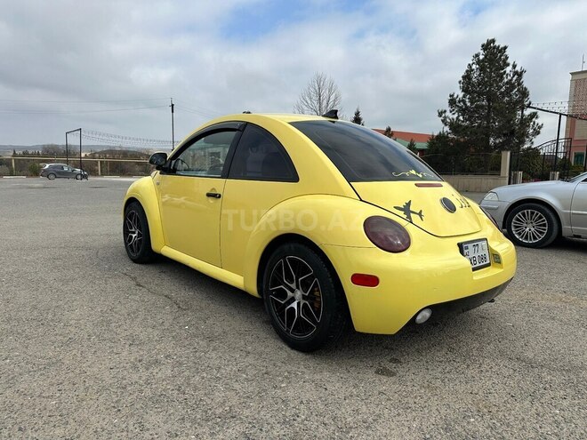 Volkswagen Beetle-13