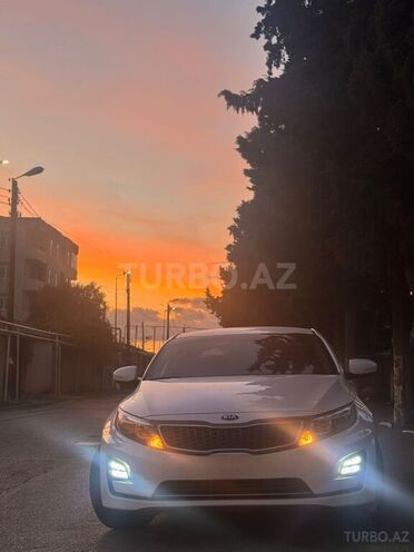 Kia K5-8