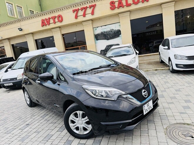 Nissan Note-2