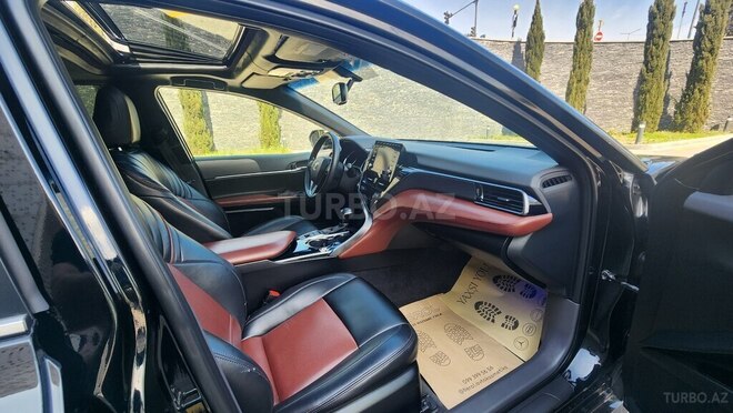 Toyota Camry-7
