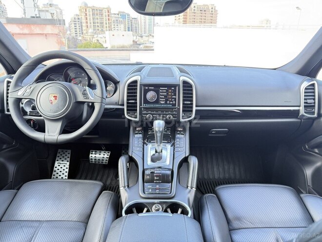 Porsche Cayenne-3