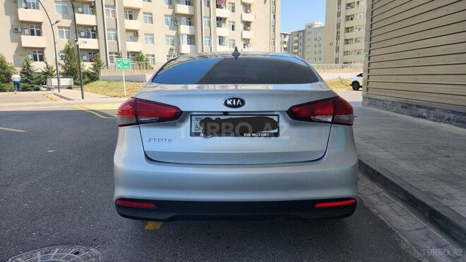 Kia Forte-4