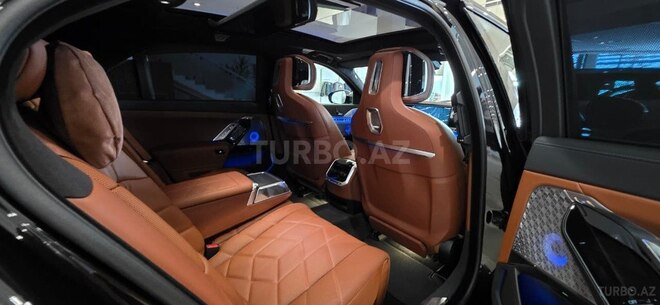 BMW 750e xDrive 2024, 14,100 km - 3.0 л - Bakı