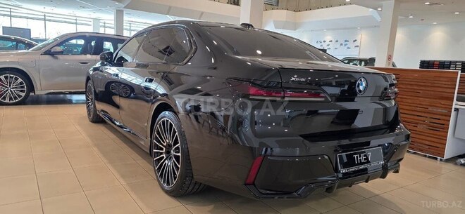 BMW 750e xDrive 2024, 14,100 km - 3.0 л - Bakı