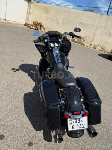 Harley-Davidson FLTRX Road Glide-2