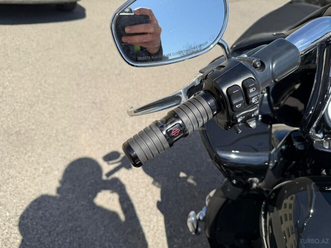 Harley-Davidson FLTRX Road Glide-6