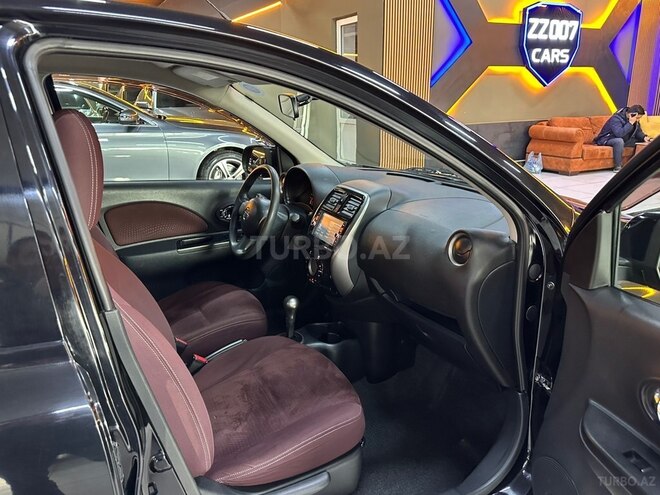 Nissan March-16