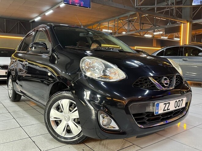 Nissan March-5