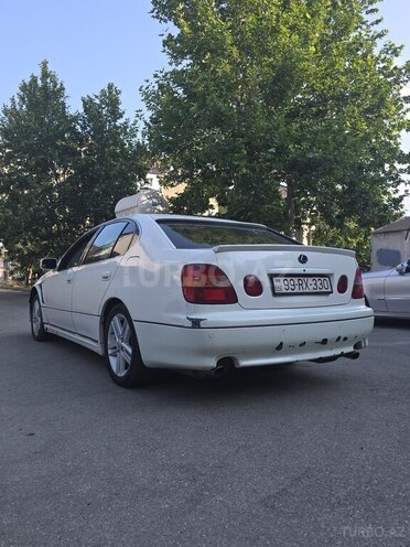 Lexus GS 300-12