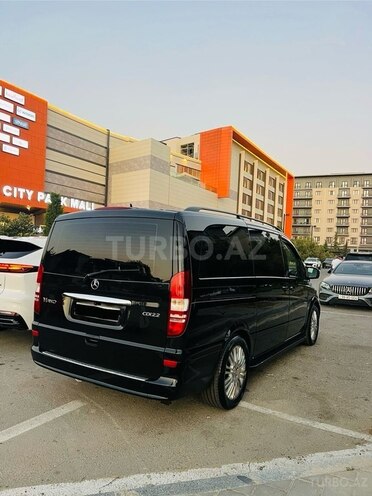 Mercedes Viano-3