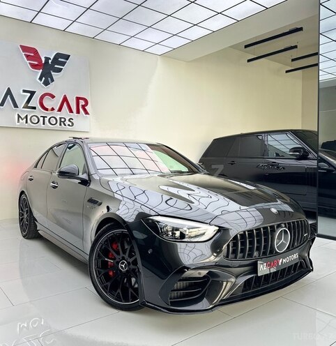 Mercedes C 63 AMG S E Performance-6