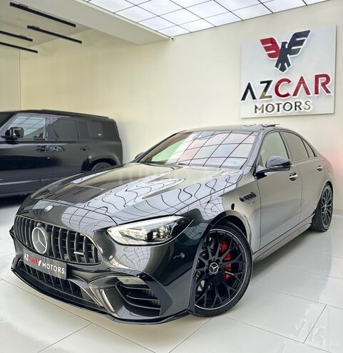 Mercedes C 63 AMG S E Performance-7