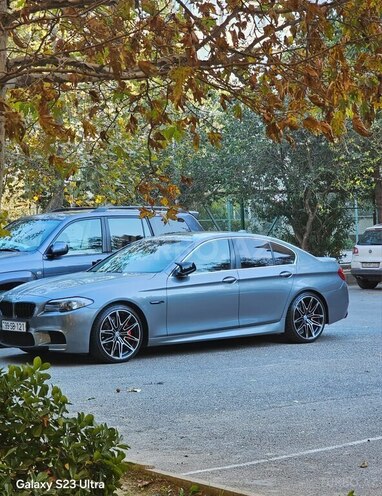 BMW 528-2