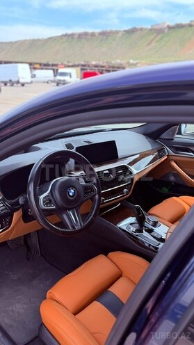 BMW 530e-14