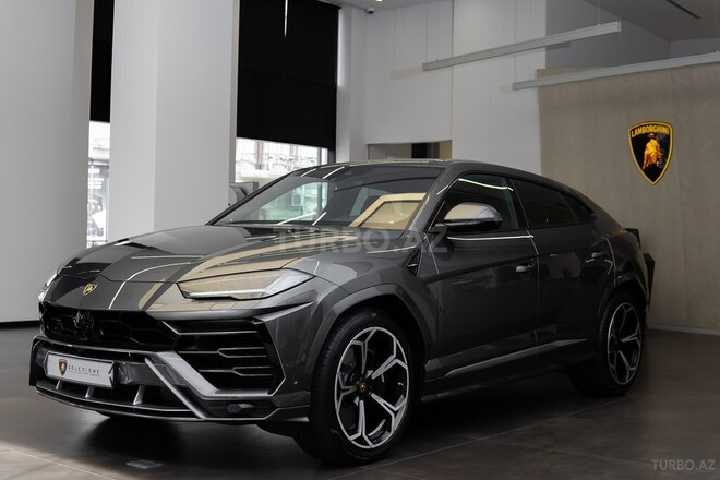 Lamborghini Urus-2