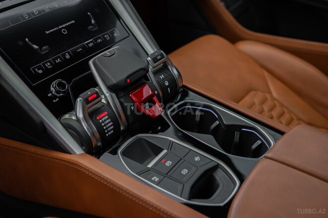Lamborghini Urus-11