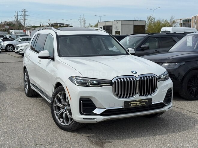 BMW X7-1
