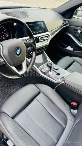 BMW 330-8