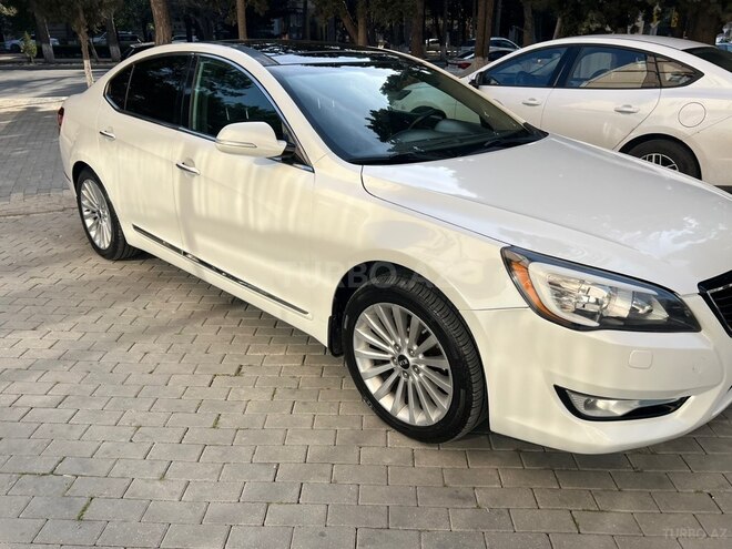 Kia Cadenza-7