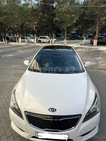 Kia Cadenza-6