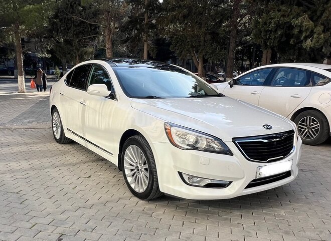 Kia Cadenza-11
