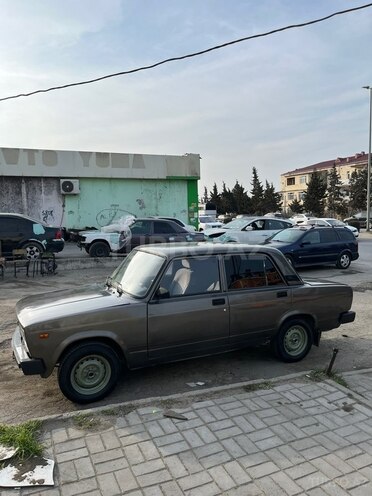 LADA (VAZ) 2105-4