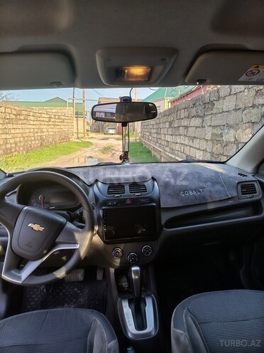 Chevrolet Cobalt-8