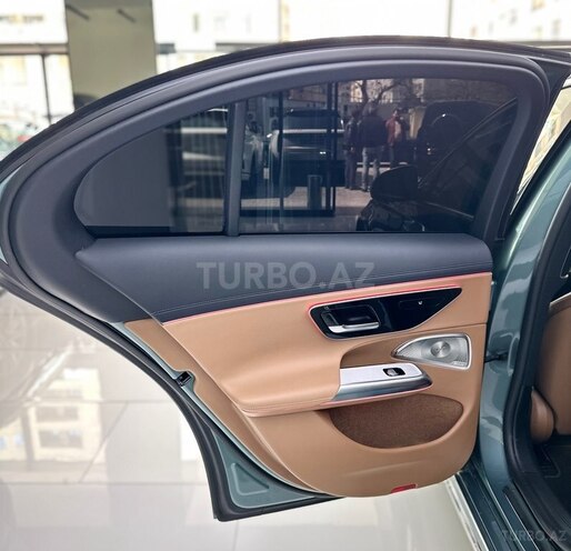 Mercedes E 350 e 2024, 31,000 km - 2.0 l - Bakı
