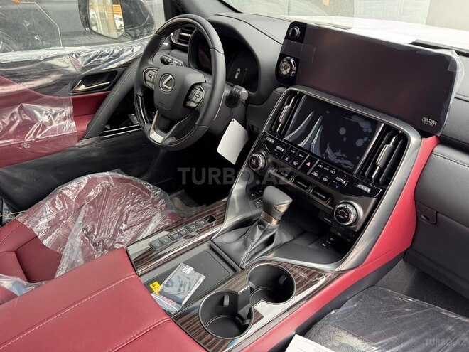 Lexus LX 600-15