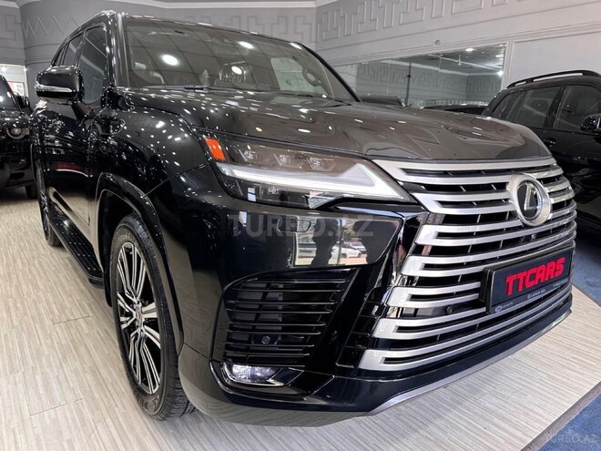 Lexus LX 600-2