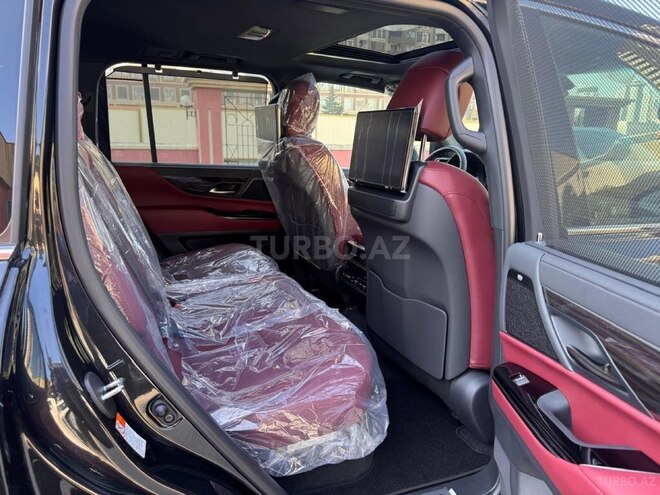 Lexus LX 600-9