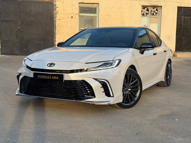 Toyota Camry-3