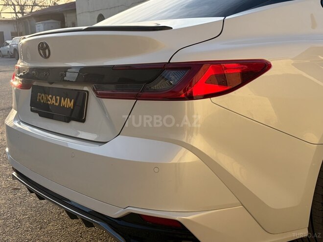 Toyota Camry-14