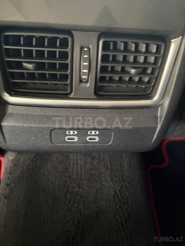 Toyota Camry-21