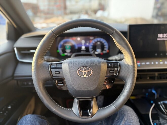 Toyota Camry-27