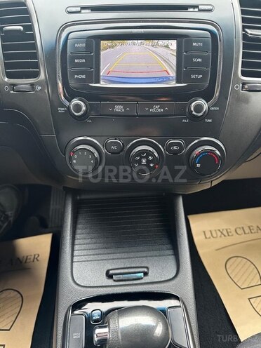 Kia Forte-10