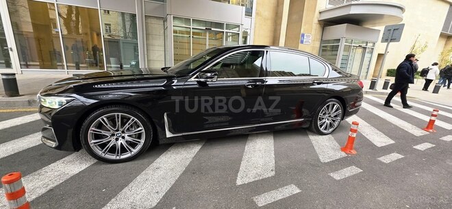 BMW 740-6