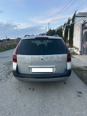 Renault Megane-2