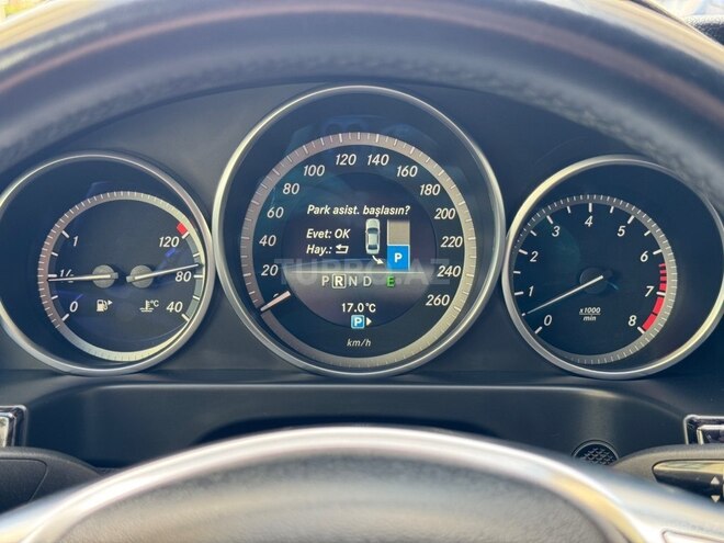 Mercedes E 400-16