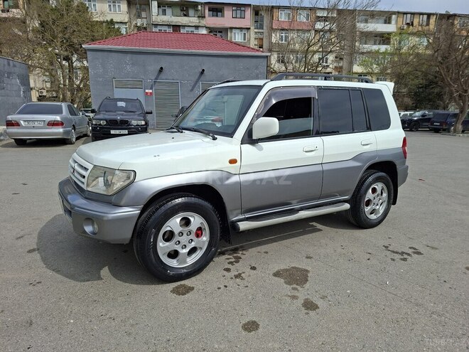 Mitsubishi Pajero io 1999, 325,800 km - 1.8 l - Bakı